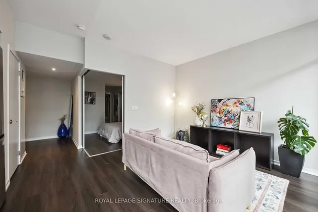 Additional image 16 of 36 Lisgar St Unit 801