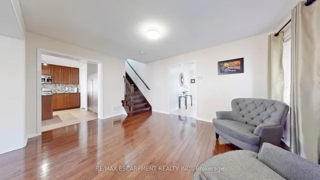 Additional image 7 of 37 Arkwright Dr