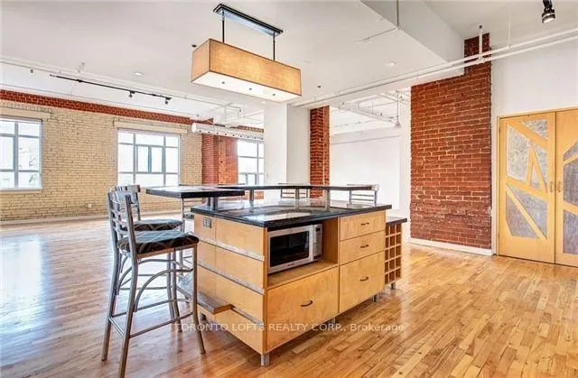 Additional image 11 of 426 Queen St Unit 204