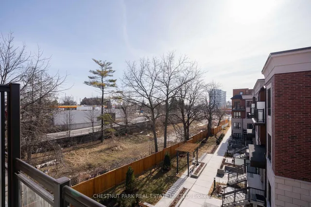 Additional image 34 of 4045 Hickory Dr Unit 8