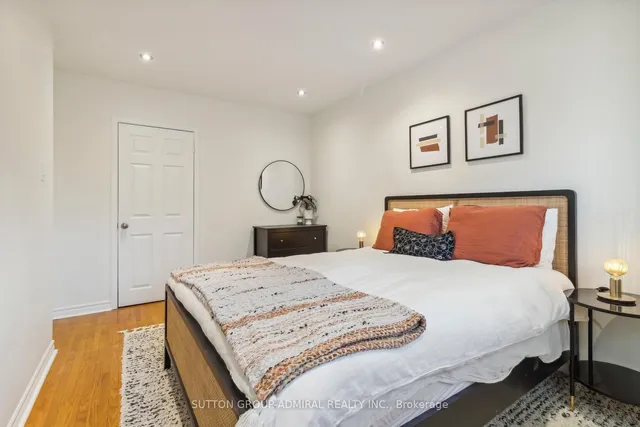 Additional image 20 of 106 Humber Blvd