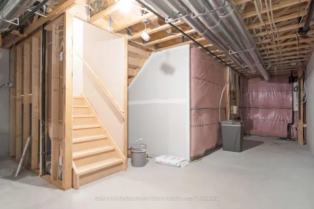 Additional image 30 of 7 Pony Way