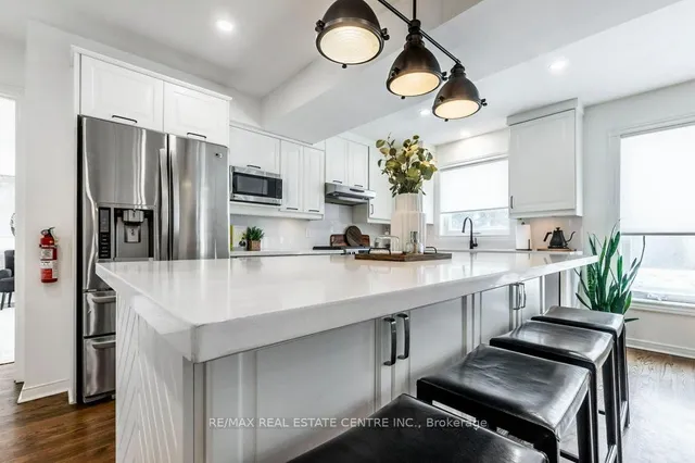 Additional image 13 of 246 Simon Dr