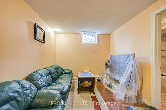 Additional image 37 of 7 Bonavista Dr