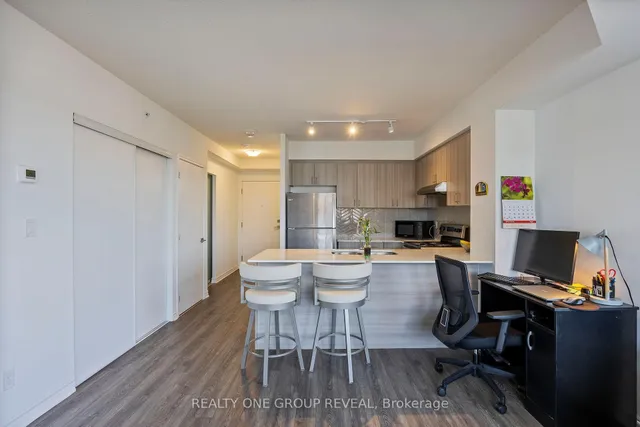 Additional image 9 of 1 Falaise Rd Unit 313