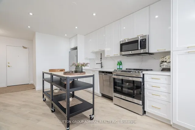 Additional image 15 of 150 Neptune Dr Unit PH05