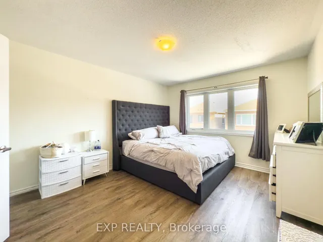 Additional image 21 of 888 Sumac Cres
