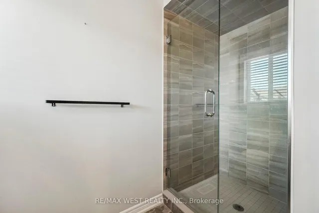 Additional image 15 of 106 Pinot Cres