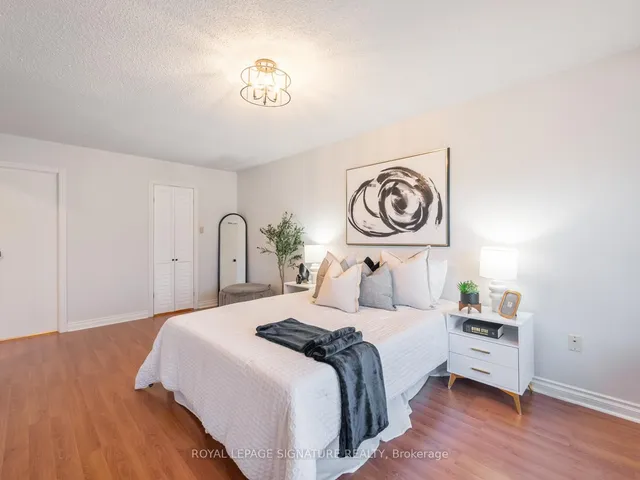 Additional image 26 of 70 Blue Anchor Tr