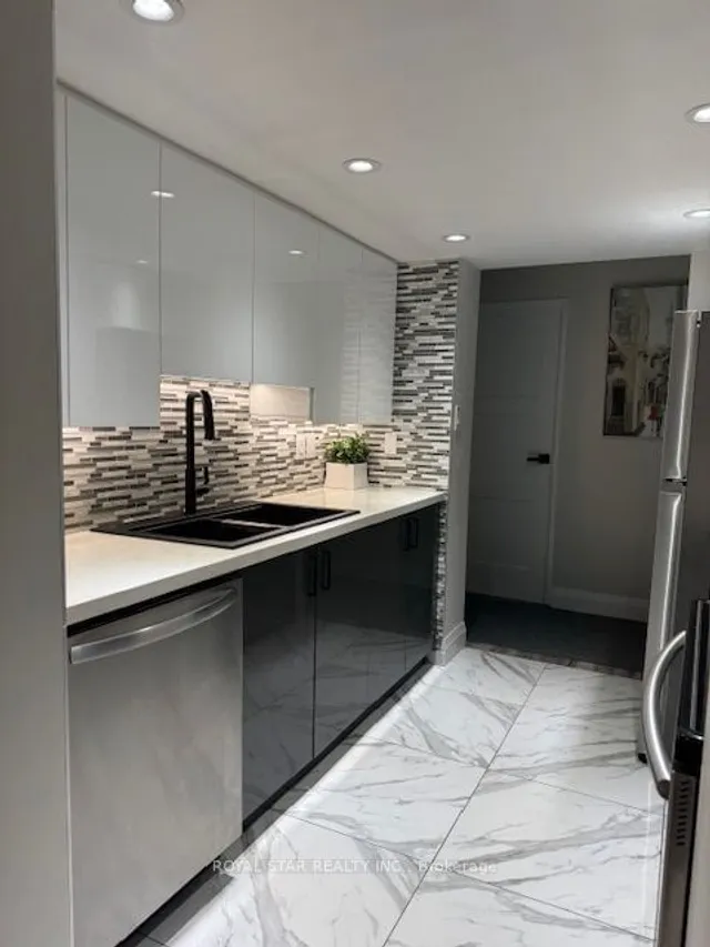 Additional image 13 of 3 Rowntree Rd Unit 805