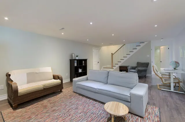 Additional image 32 of 14 Fieldstone Rd