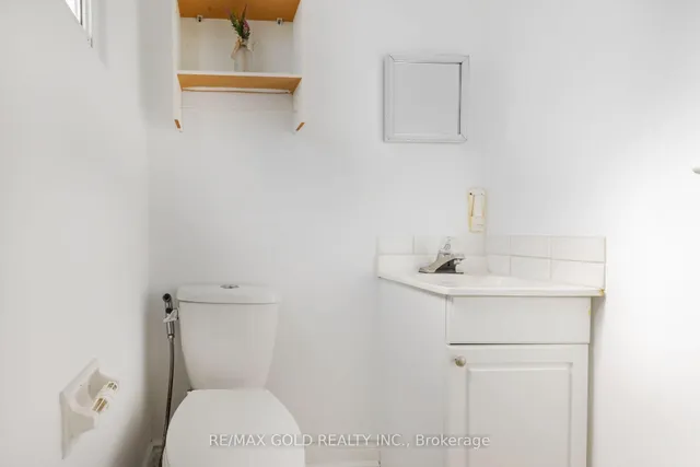 Additional image 34 of 7560 Goreway Dr Unit 18