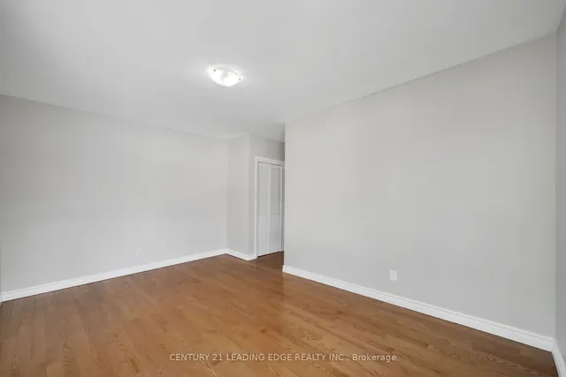 Additional image 17 of 21 Rossander Crt