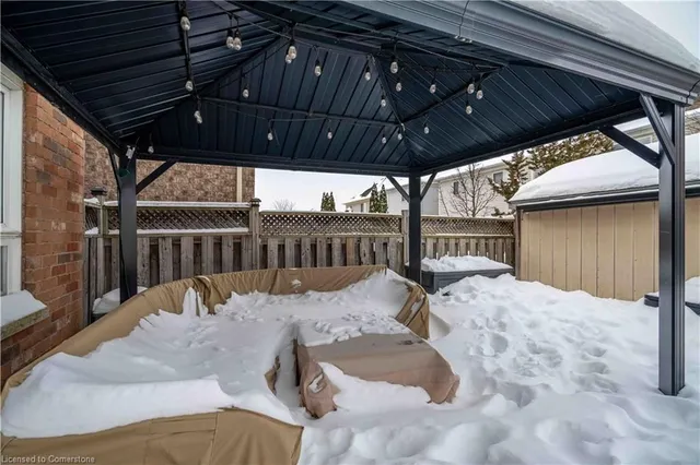 Additional image 39 of 212 Bradley Ave