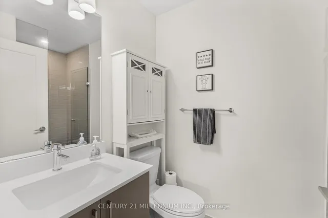 Additional image 8 of 27 Bathurst St Unit 1712