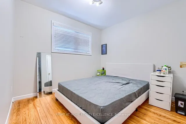 Additional image 20 of 24 Flowertown Ave