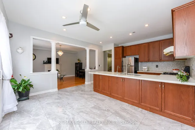 Additional image 15 of 23 Attview Cres