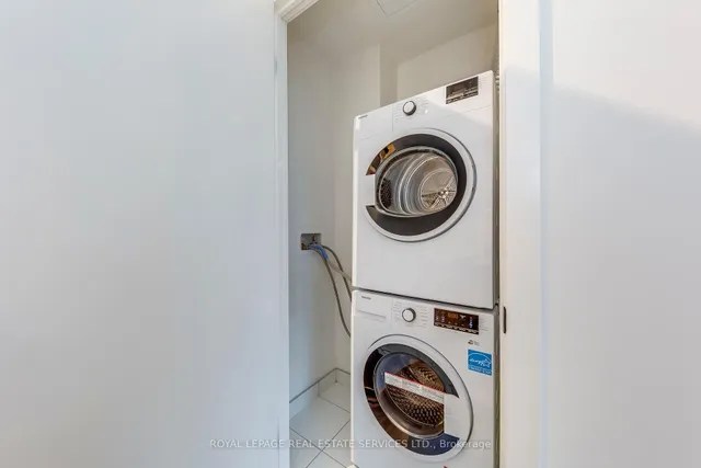Additional image 21 of 123 Portland St Unit 1004