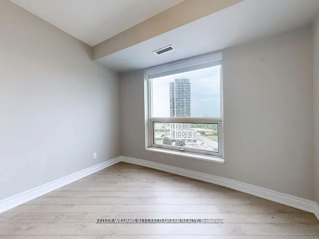 Additional image 23 of 125 Village Green Sq Unit 1609