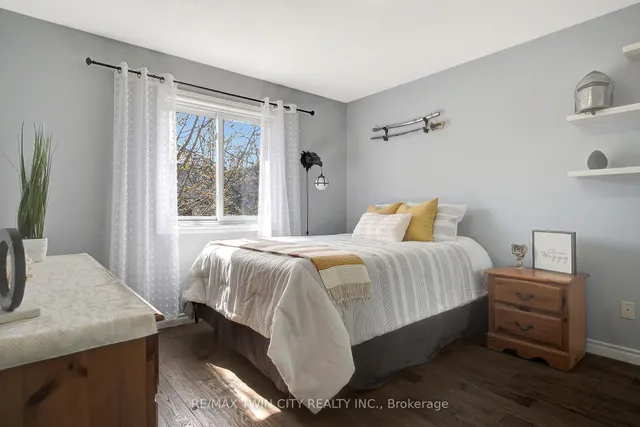 Additional image 27 of 141 Steepleridge St