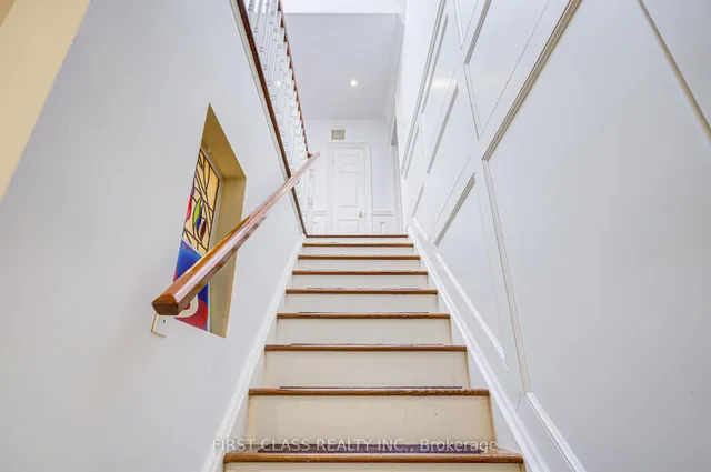 Additional image 31 of 14 Foursome Cres