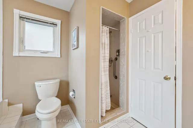 Additional image 35 of 56 Canarvan Crt