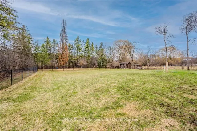 Additional image 44 of 1380 Doon Village Rd