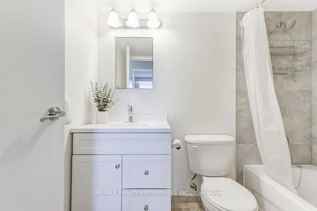 Additional image 11 of 3845 Lake Shore Blvd Unit 607