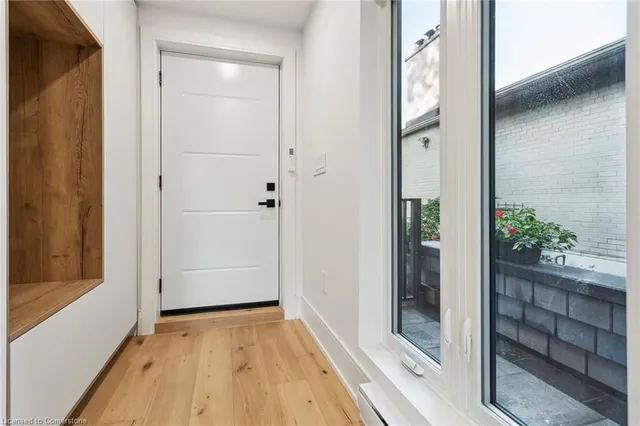 Additional image 3 of 21 Toynbee Terr