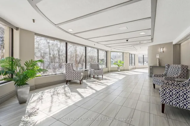 Additional image 32 of 8 Lisa St Unit PH2907