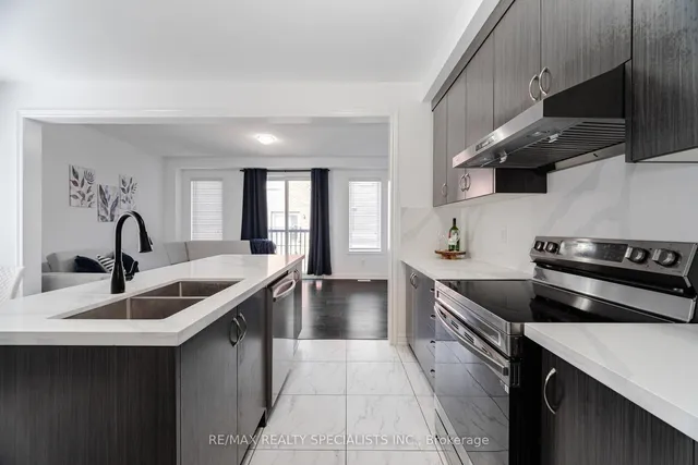 Additional image 13 of 12 Faye St