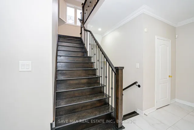 Additional image 19 of 27 Messina Ave