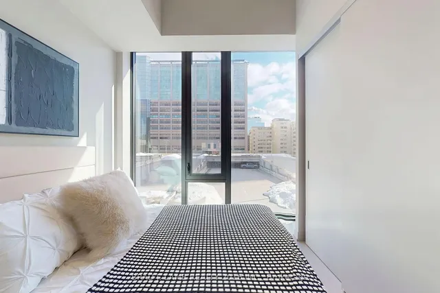 Additional image 18 of 195 McCaul St Unit 710