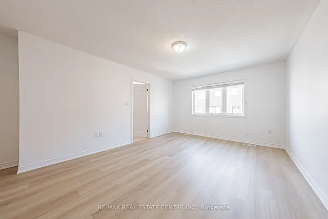 Additional image 32 of 13 Sail Rd