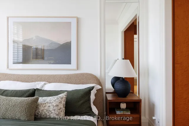 Additional image 37 of 935 Royal York Rd Unit PH 604