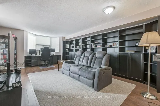 Additional image 8 of 3845 Lake Shore Blvd Unit 607