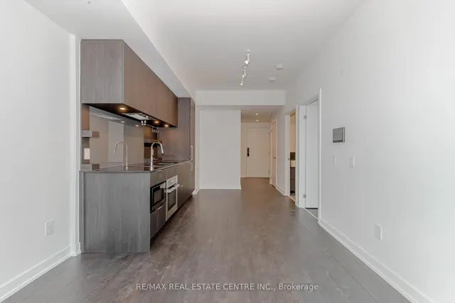 Additional image 26 of 28 Ann St Unit 310