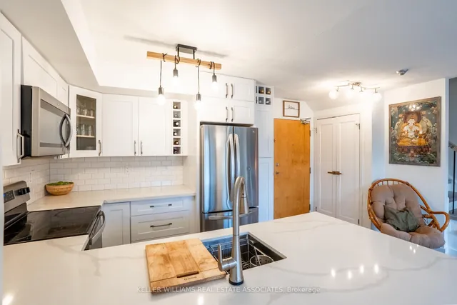 Additional image 5 of 1040 The Queensway Ave Unit 107