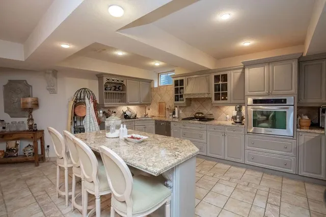 Additional image 34 of 51 Prestige Dr