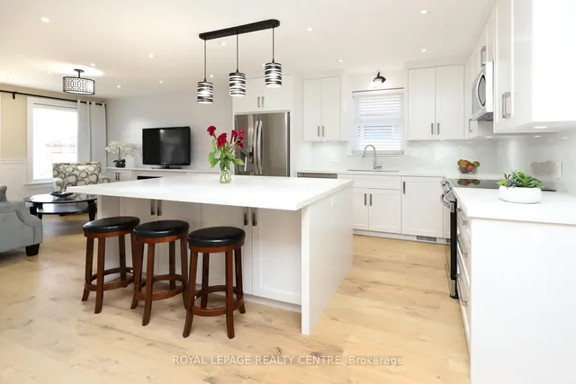 Additional image 7 of 55 Flora Dr