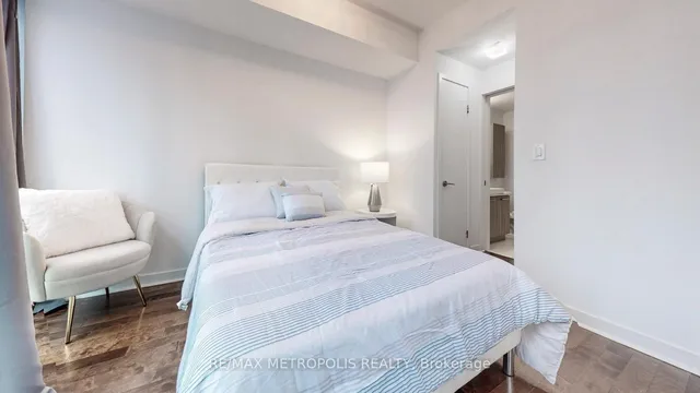 Additional image 25 of 12 York St Unit 1202