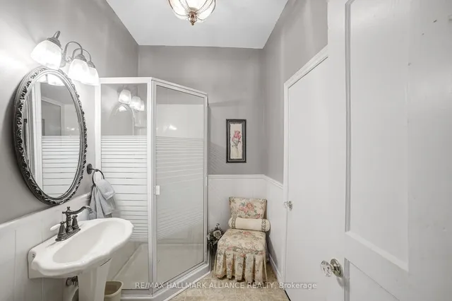 Additional image 21 of 39 Lakeview Dr