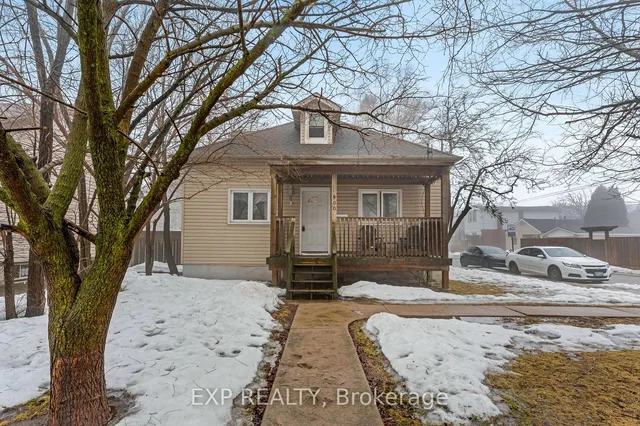 900 Concession St