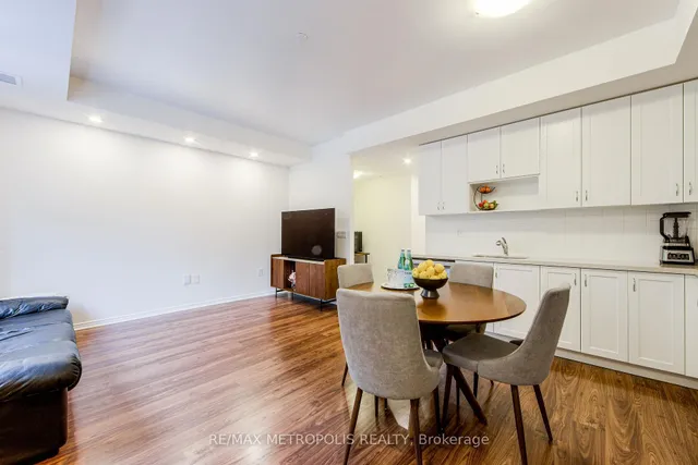 Additional image 12 of 1130 Briar Hill Ave Unit 106