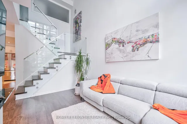 Additional image 5 of 85 East Liberty St Unit TH77B