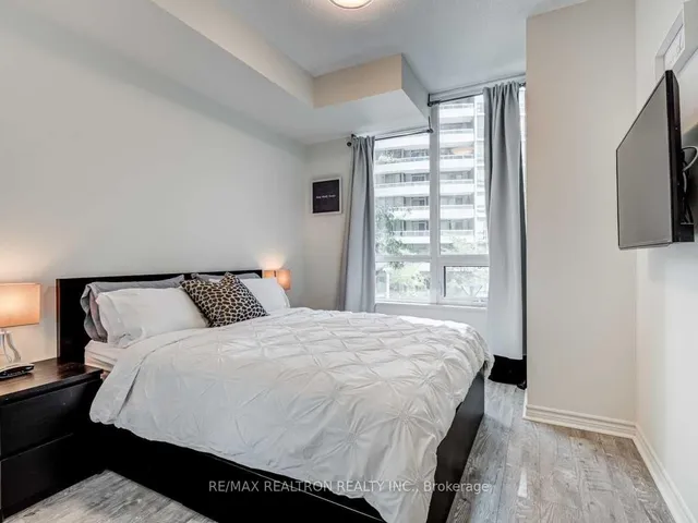 Additional image 12 of 25 Lower Simcoe St Unit 305