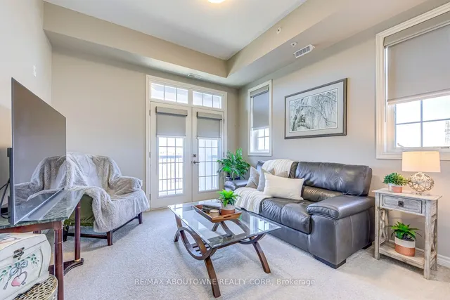 Additional image 30 of 1470 Main St Unit 401