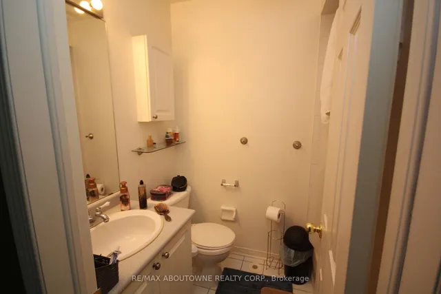 Additional image 7 of 50 strathaven Dr Unit 9