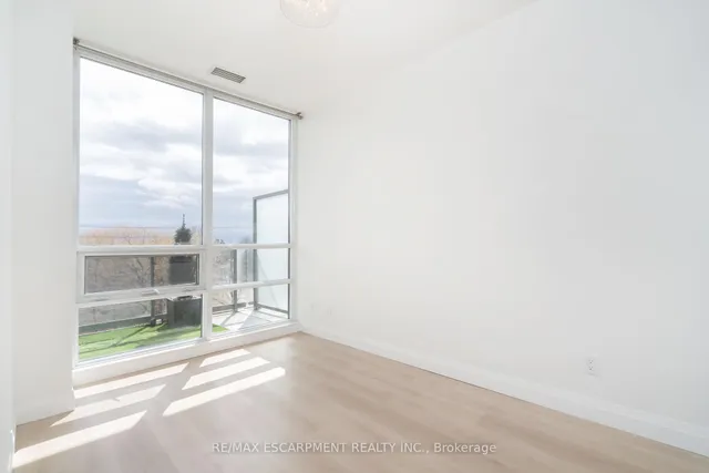 Additional image 13 of 2230 Lake shore Blvd Unit 303