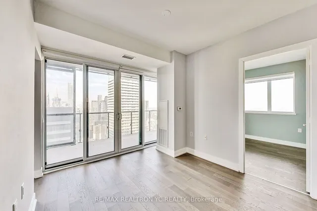 Additional image 8 of 7 Grenville St Unit 4705